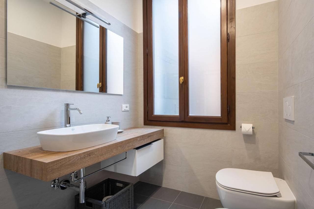 Apartment Sisila Venesia Bagian luar foto