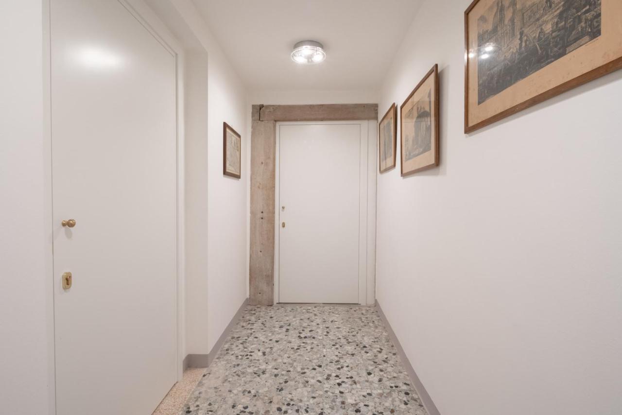 Apartment Sisila Venesia Bagian luar foto